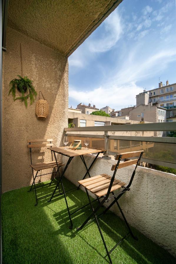 Appartement Terrasse Vieux Port Cour Julien Марсилия Екстериор снимка